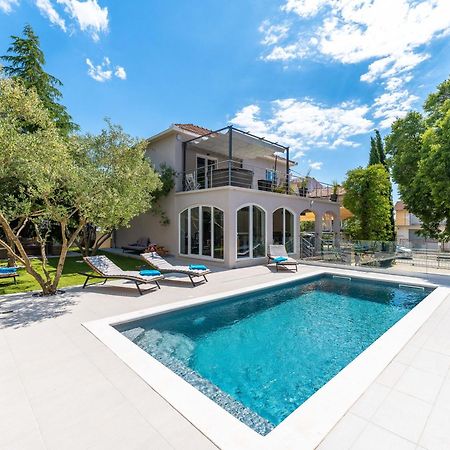 Villa B&D Zadar For The Complete Pleasure Of Vacation !Heated! Private Pool! Green Oasis In The Center Of Zadar, 100M From The Sea Exteriér fotografie