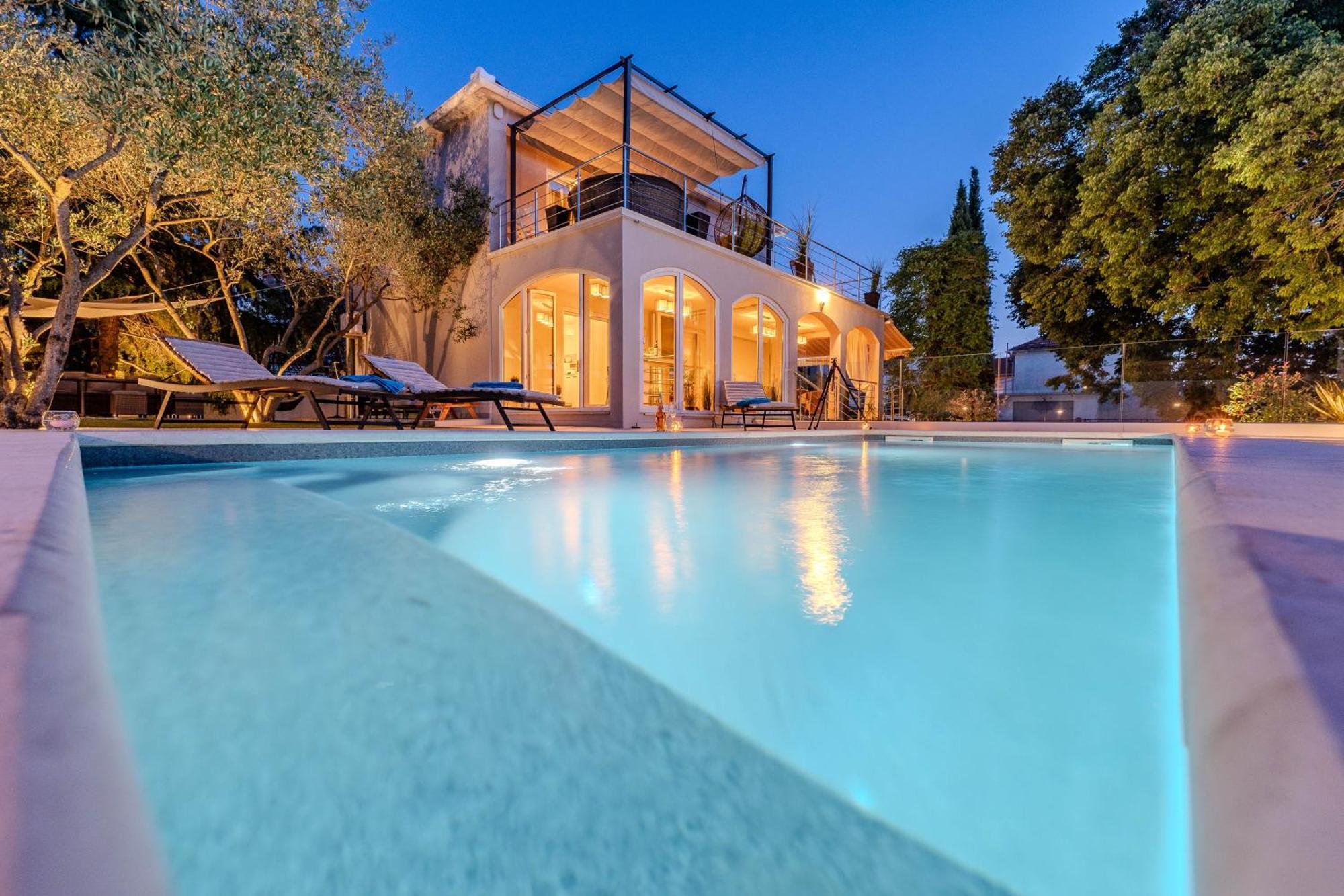 Villa B&D Zadar For The Complete Pleasure Of Vacation !Heated! Private Pool! Green Oasis In The Center Of Zadar, 100M From The Sea Exteriér fotografie