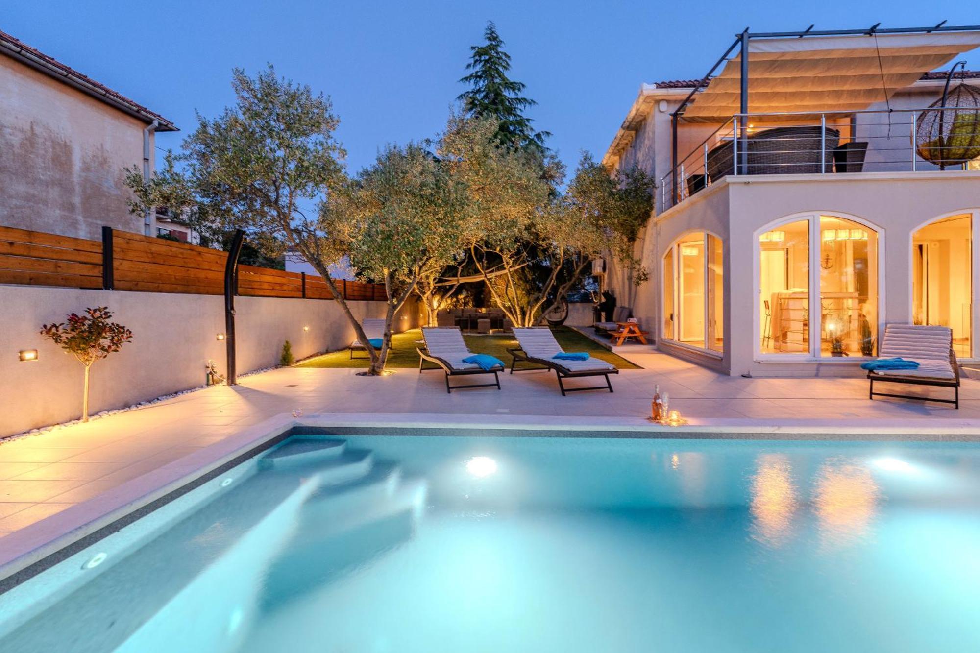 Villa B&D Zadar For The Complete Pleasure Of Vacation !Heated! Private Pool! Green Oasis In The Center Of Zadar, 100M From The Sea Exteriér fotografie